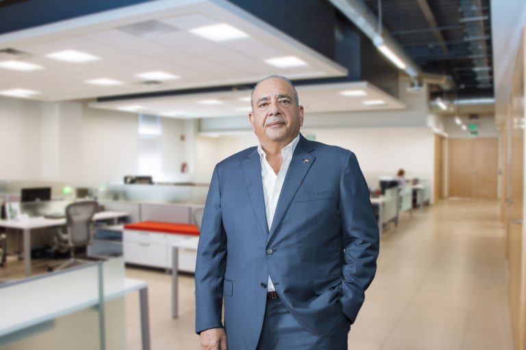 Camilo Atala: dueño del Banco Ficohsa